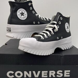 Converse WMNS CTAS LUGGED 2.0 HI
BLACK/EGRET/WHITE A03704C Paltforms Sn…